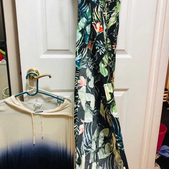 Ruby Jenna palm jumpsuit. Open tie jogger leg - Picture 2 of 3